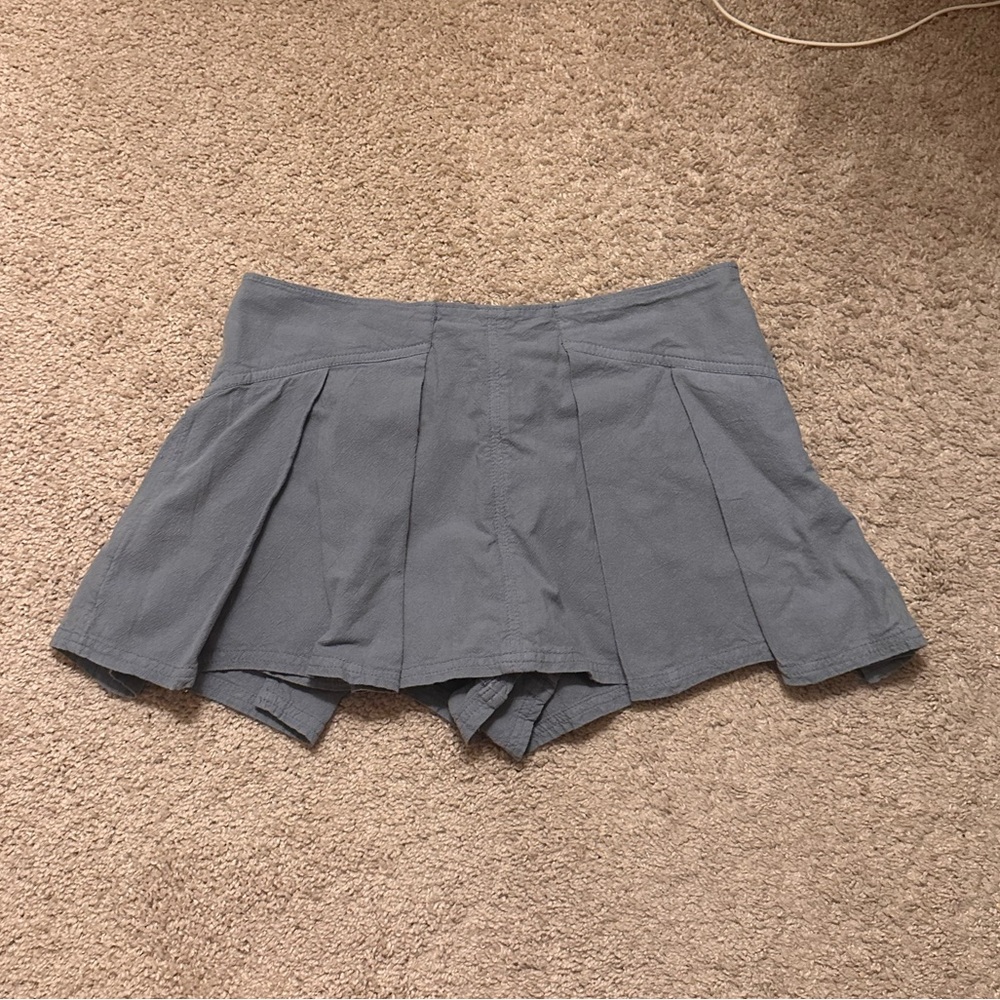 Free People Pleated Mini Skort aso as seen on Taylor swift - Picture 3 of 9